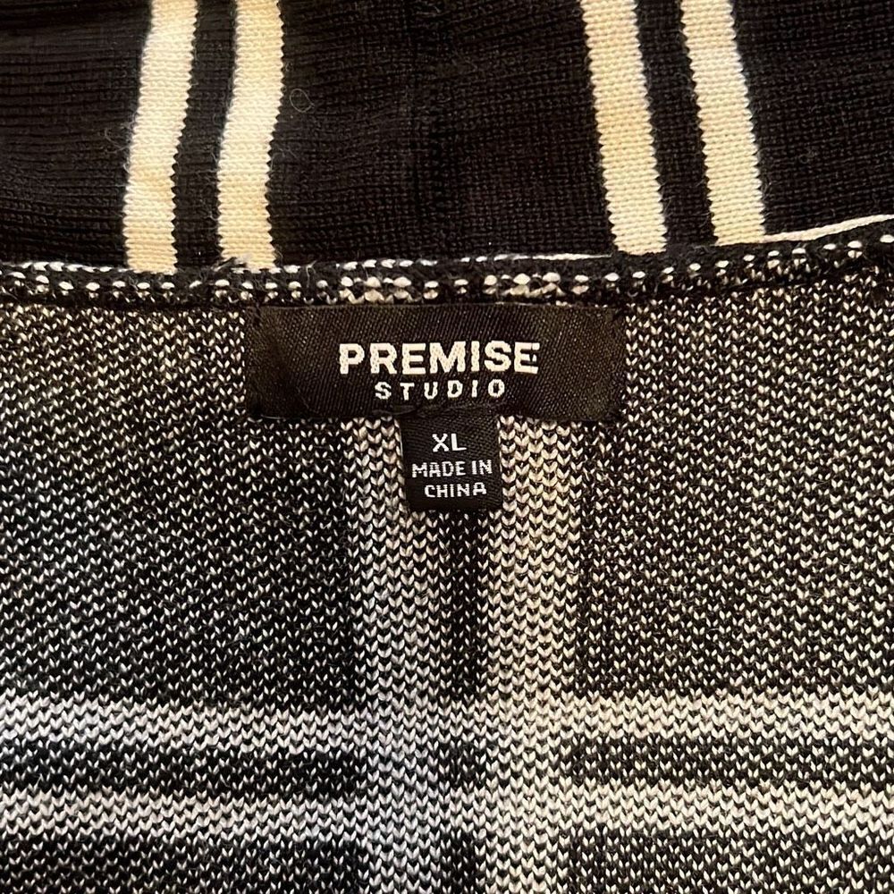 Premise Studio Women's Black White Plaid Open Front Knitted Cardigan Size XL - Picture 7 of 8